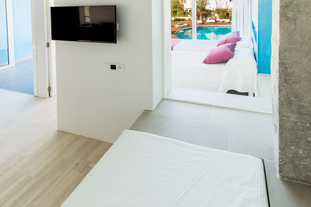 Ebano Hotel Apartments & Spa (Adults Only) Sant Jordi de ses Salines Exterior photo